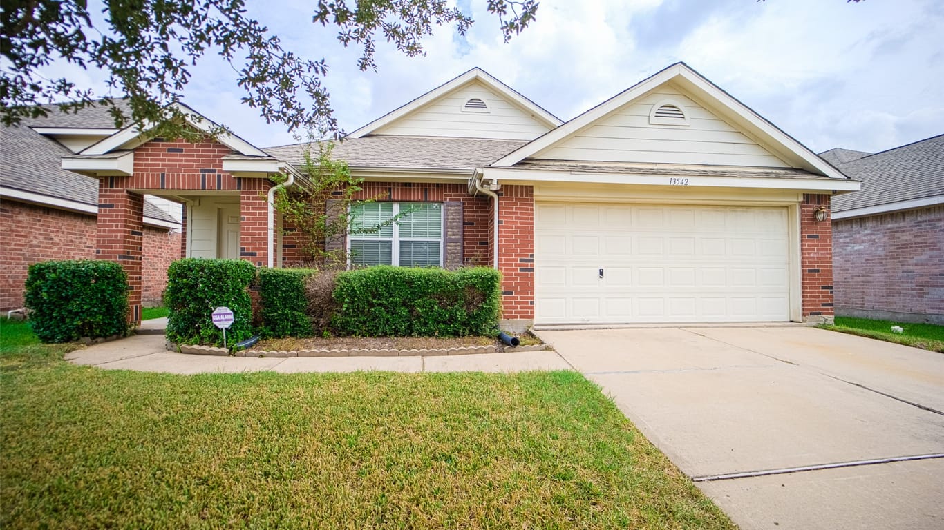 Houston 1-story, 3-bed 13542 Beech Ridge Lane-idx