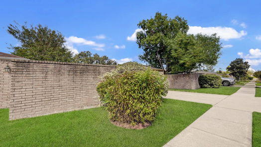 Houston 1-story, 3-bed 9322 Danforth Way-idx