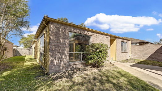 Houston 1-story, 3-bed 9322 Danforth Way-idx