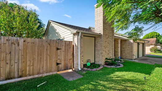 Houston 1-story, 3-bed 16323 La Luna Drive-idx