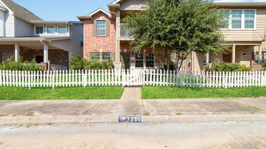 Houston 2-story, 4-bed 7250 Autumn Sun Drive-idx