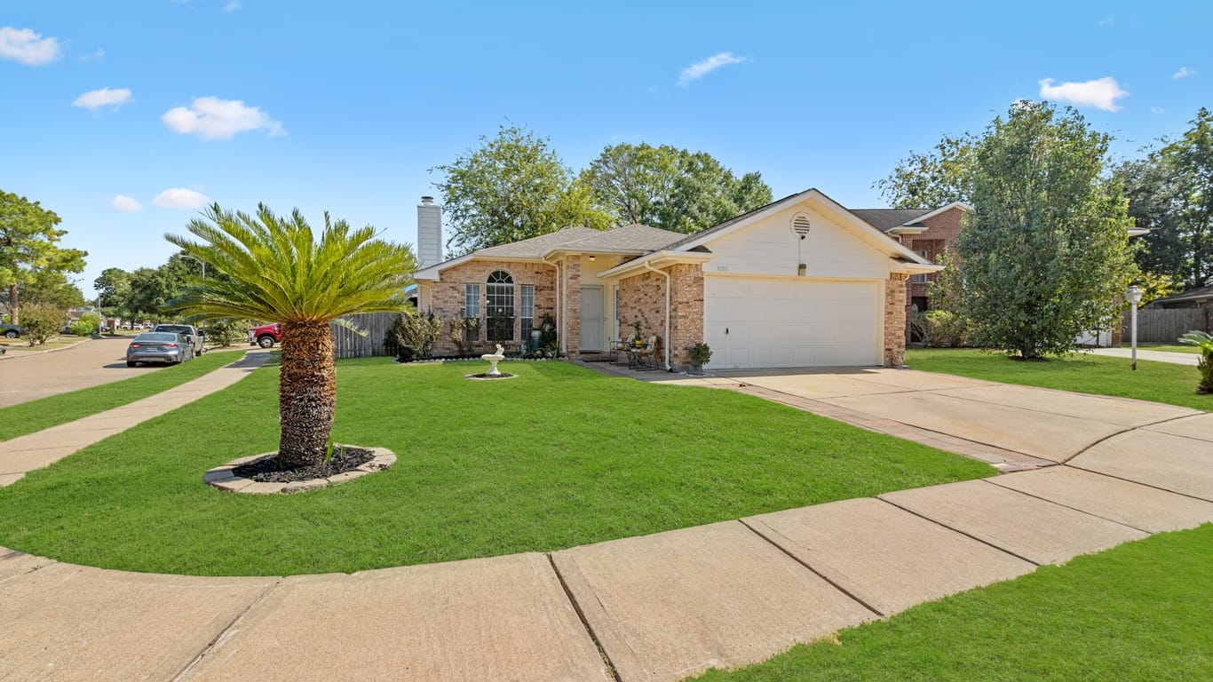 Houston 1-story, 4-bed 8303 Royal Grove Court-idx