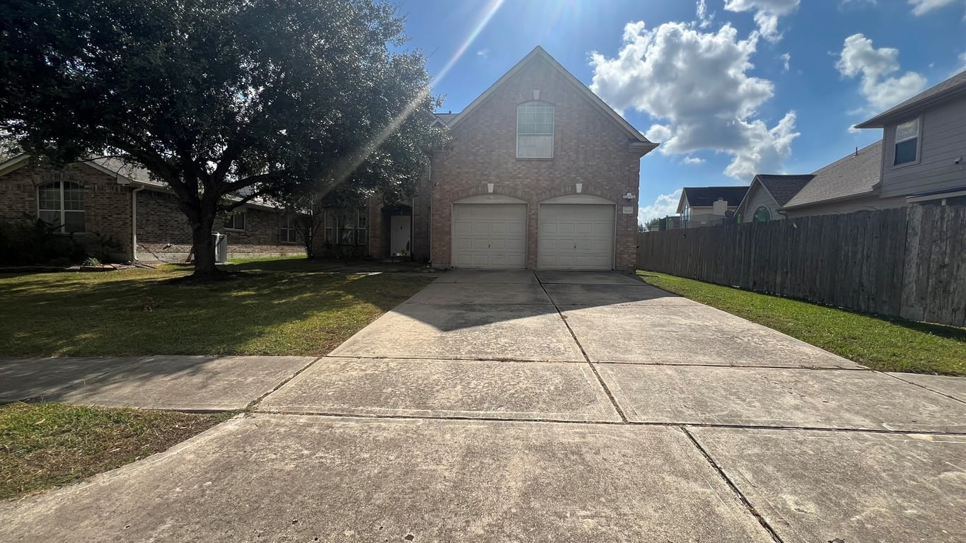 Houston 2-story, 5-bed 8210 Solara Bend-idx