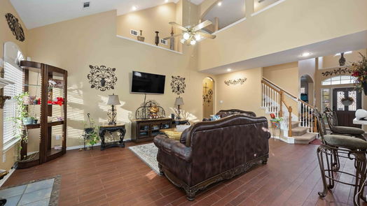 Houston 2-story, 5-bed 8202 Aliso Canyon Lane-idx