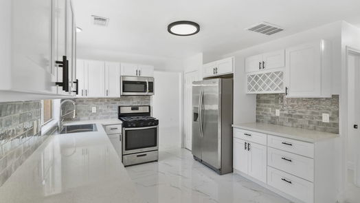 Houston 2-story, 4-bed 18155 Forest Cedars Drive-idx