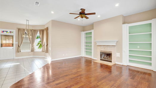 Houston 2-story, 4-bed 18214 Ennsbury Drive-idx
