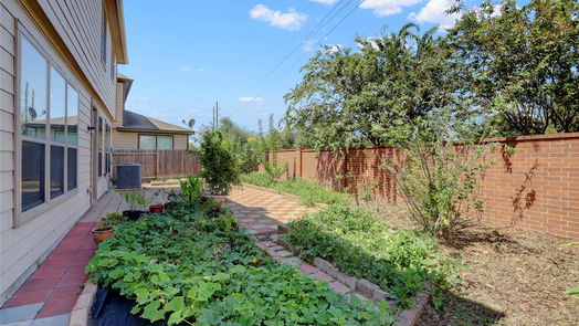 Houston 2-story, 4-bed 16538 Old Saybrook Drive-idx