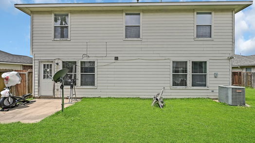 Houston 2-story, 4-bed 17339 Indigo Mist Court-idx