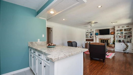 Houston 2-story, 4-bed 18115 Longcliffe Drive-idx