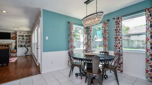 Houston 2-story, 4-bed 18115 Longcliffe Drive-idx