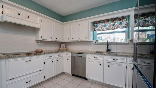 Houston 2-story, 4-bed 18115 Longcliffe Drive-idx