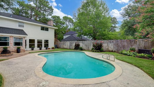 Houston 2-story, 4-bed 18115 Longcliffe Drive-idx