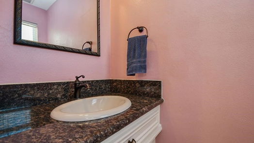 Houston 2-story, 4-bed 18115 Longcliffe Drive-idx