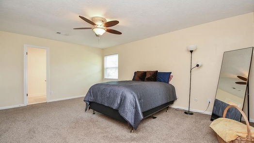 Houston 2-story, 4-bed 18115 Longcliffe Drive-idx