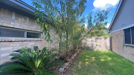 Houston 1-story, 3-bed 6611 Readsland Lane-idx