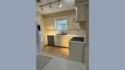 Houston 1-story, 4-bed 18102 Widcombe Drive-idx