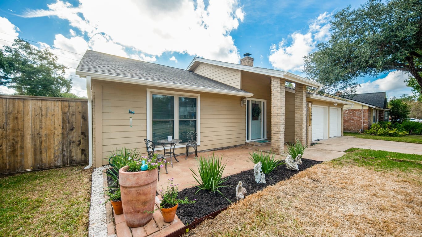 Houston 1-story, 4-bed 15907 Boulder Oaks Drive-idx