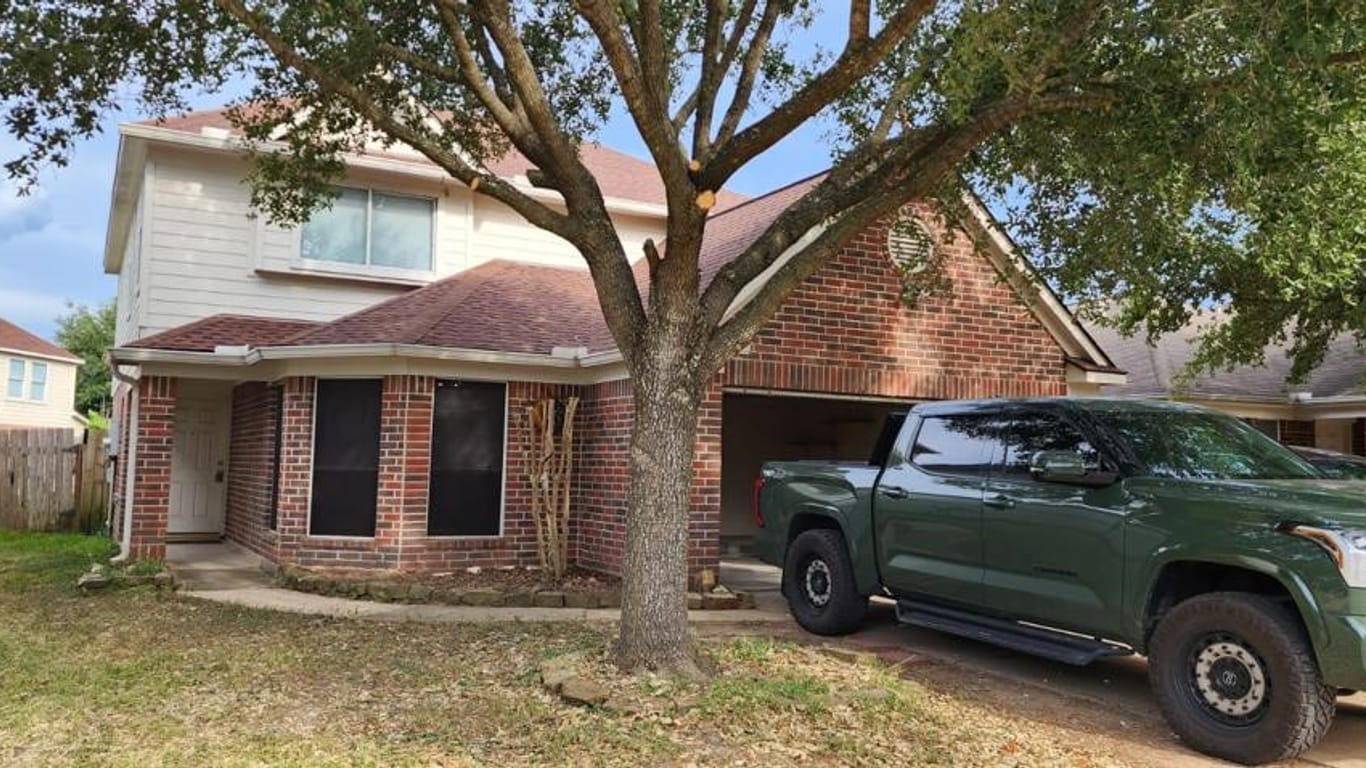 Houston 2-story, 5-bed 5614 Darby Square Trail-idx