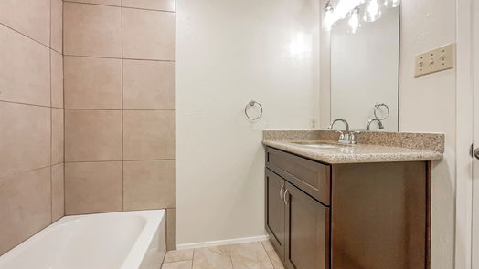 Houston 1-story, 3-bed 16911 Laurajean Lane-idx