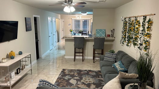 Houston 2-story, 2-bed 6616 Montauk Drive 1/8-idx