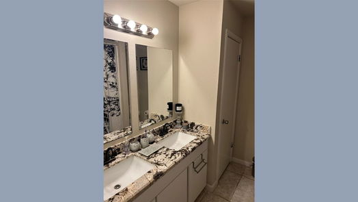 Houston 2-story, 2-bed 6616 Montauk Drive 1/8-idx