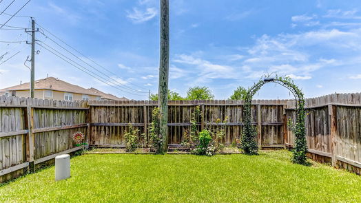 Houston 2-story, 3-bed 6147 Yorktown Meadow Lane-idx