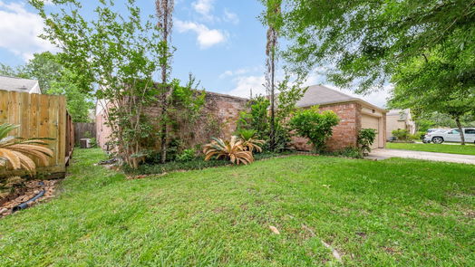 Houston 1-story, 3-bed 16715 Britford-idx