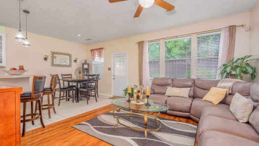 Houston 2-story, 3-bed 6134 Morningshire Lane-idx