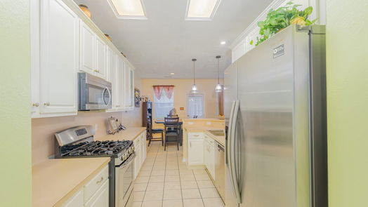Houston 2-story, 3-bed 6134 Morningshire Lane-idx