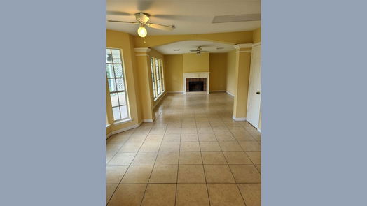 Houston 2-story, 4-bed 6403 Spring Creek-idx