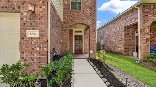 Houston 2-story, 3-bed 5334 Summit Hollow Drive-idx