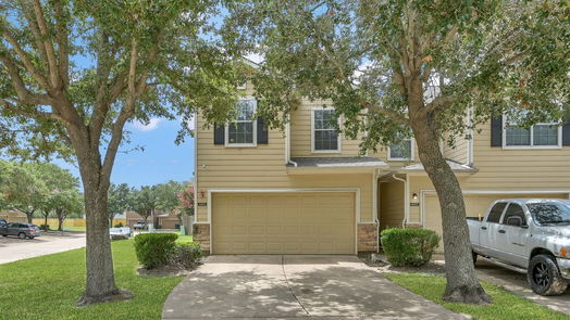 Houston 2-story, 3-bed 6003 Shadow Isle Lane-idx