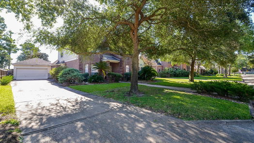 Houston 2-story, 4-bed 4218 Amber Lake Drive-idx