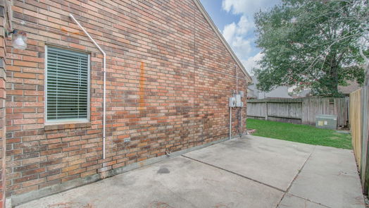 Houston 1-story, 3-bed 18155 Holly Green Drive-idx