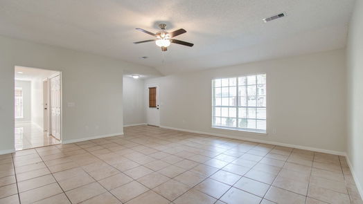 Houston 1-story, 3-bed 18155 Holly Green Drive-idx