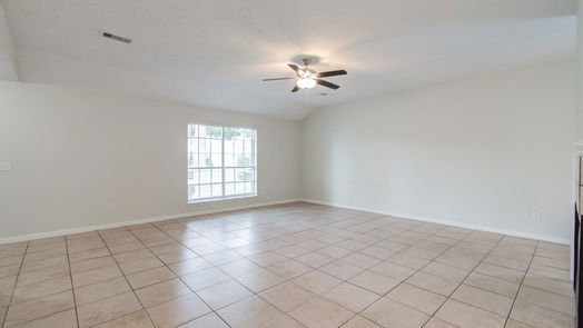 Houston 1-story, 3-bed 18155 Holly Green Drive-idx