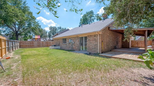 Houston 1-story, 3-bed 18110 Holly Green Drive-idx