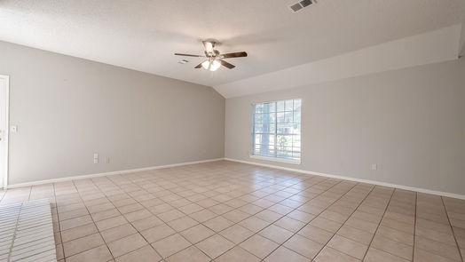 Houston 1-story, 3-bed 18110 Holly Green Drive-idx