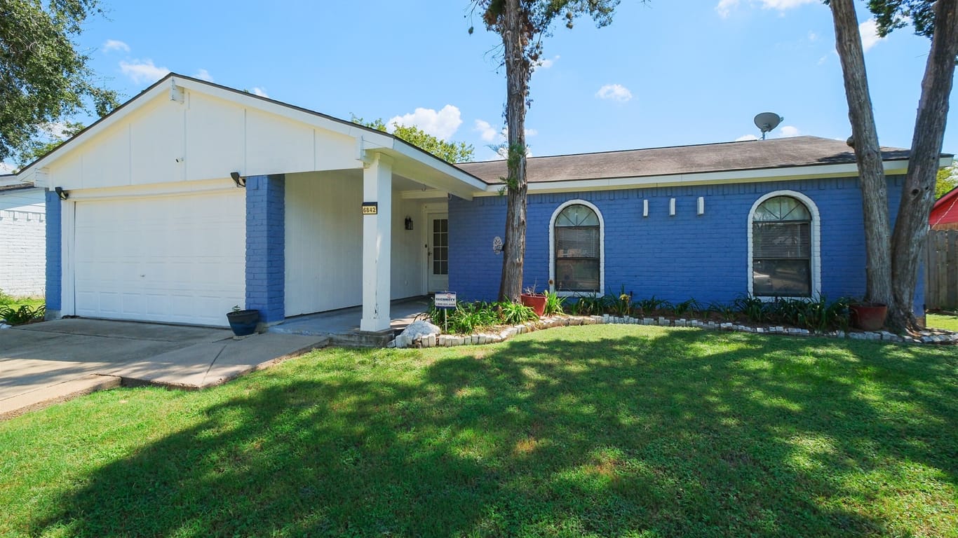 Houston 1-story, 3-bed 6842 Glenstein Drive-idx