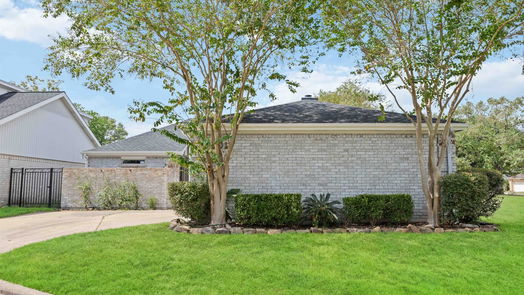 Houston null-story, 3-bed 4011 Heathersage Drive-idx