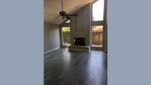 Houston 1-story, 3-bed 5054 Pine Cliff Drive-idx