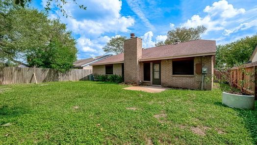 Houston 1-story, 3-bed 4635 Cairnsean Street-idx