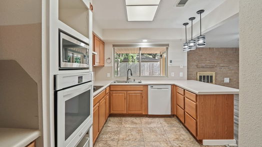 Houston null-story, 3-bed 15606 Echo Canyon Drive-idx