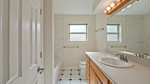 Houston null-story, 3-bed 15606 Echo Canyon Drive-idx