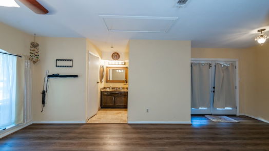Houston null-story, 3-bed 15919 Bluffdale Drive-idx