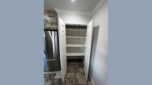 Houston null-story, 2-bed 6490 Alisa Lane 622-idx