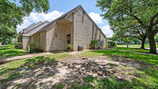 Houston 1-story, 2-bed 6602 Montauk Drive-idx