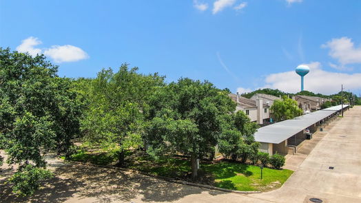 Houston 1-story, 2-bed 6602 Montauk Drive-idx