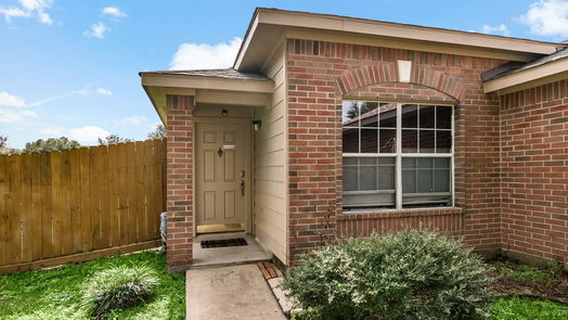 Houston null-story, 4-bed 17103 Westminster Village Court-idx