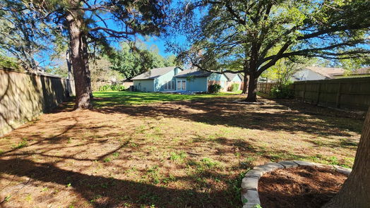 Houston null-story, 3-bed 15610 Midridge Drive-idx